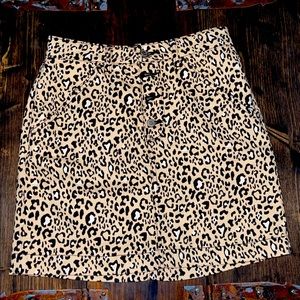Cheetah mini skirt